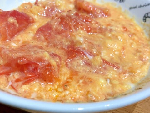 トマトとチーズと卵炒め☆